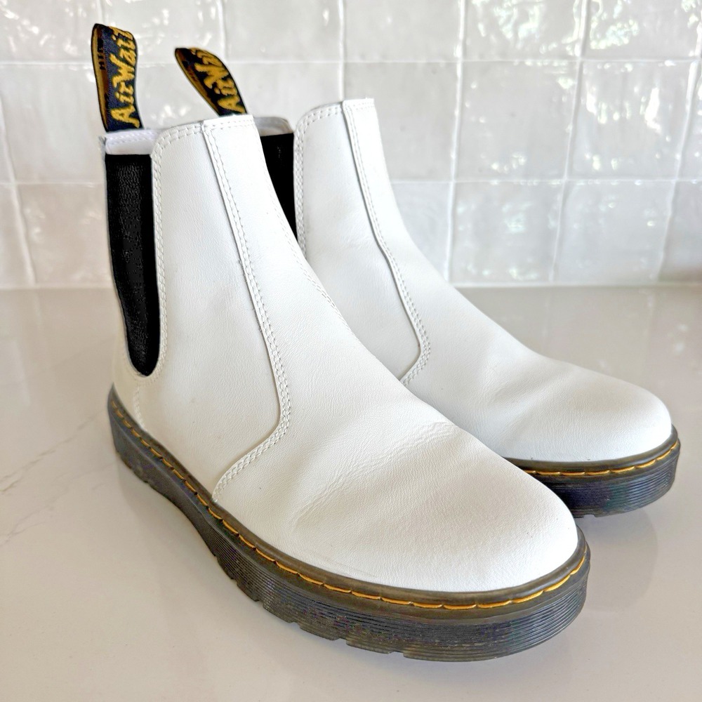 Dr. Martens Dorian Chelsea Boot Women 9 Men 8 White Leather Pull-On EUC
